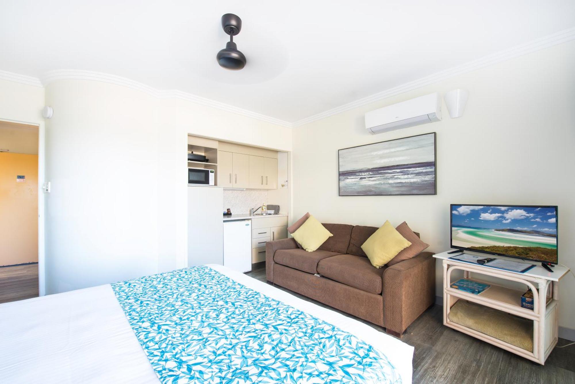 Coral Sea Vista Apartments Airlie Beach Exterior photo